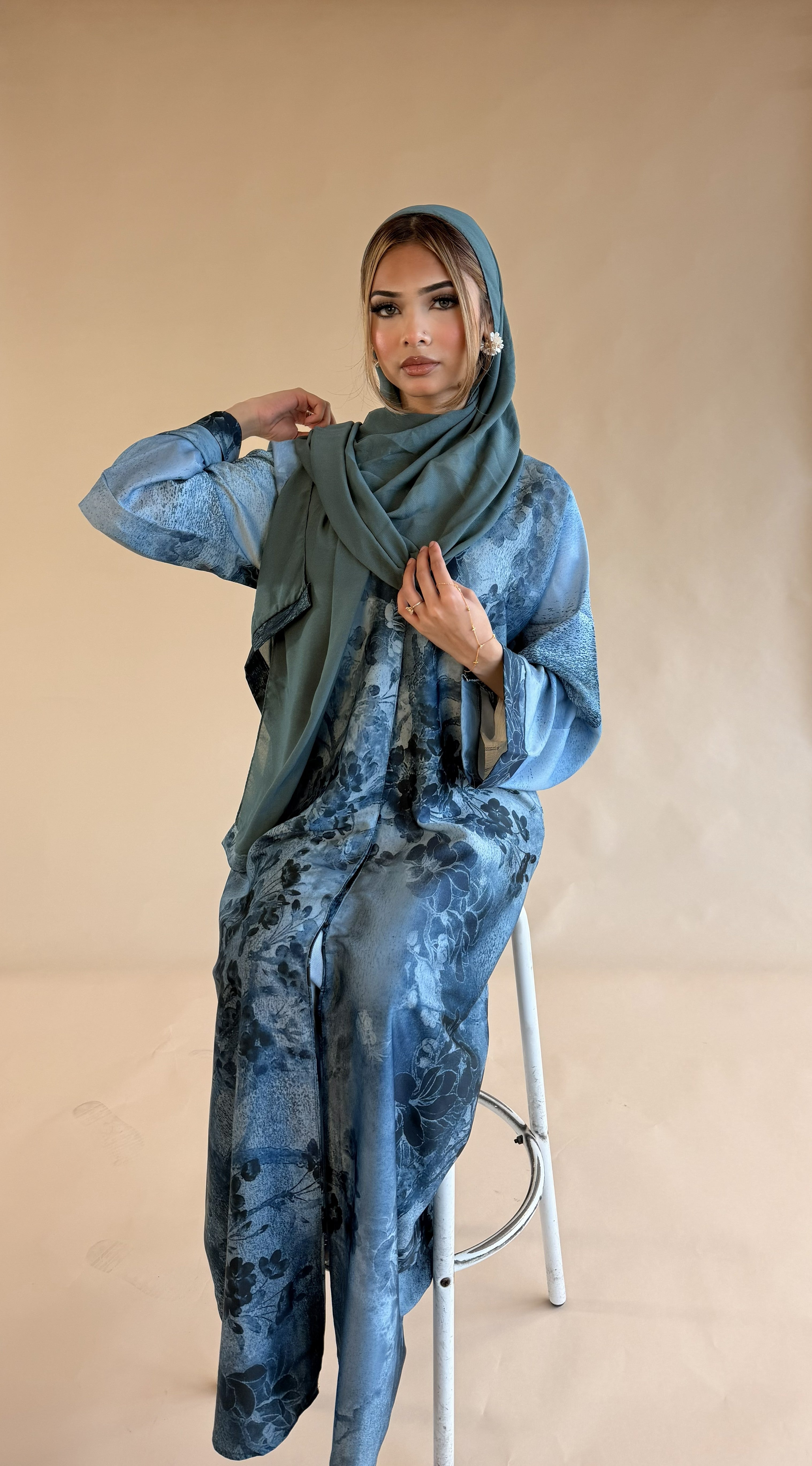 FLORAL MIST ABAYA SET BLUE