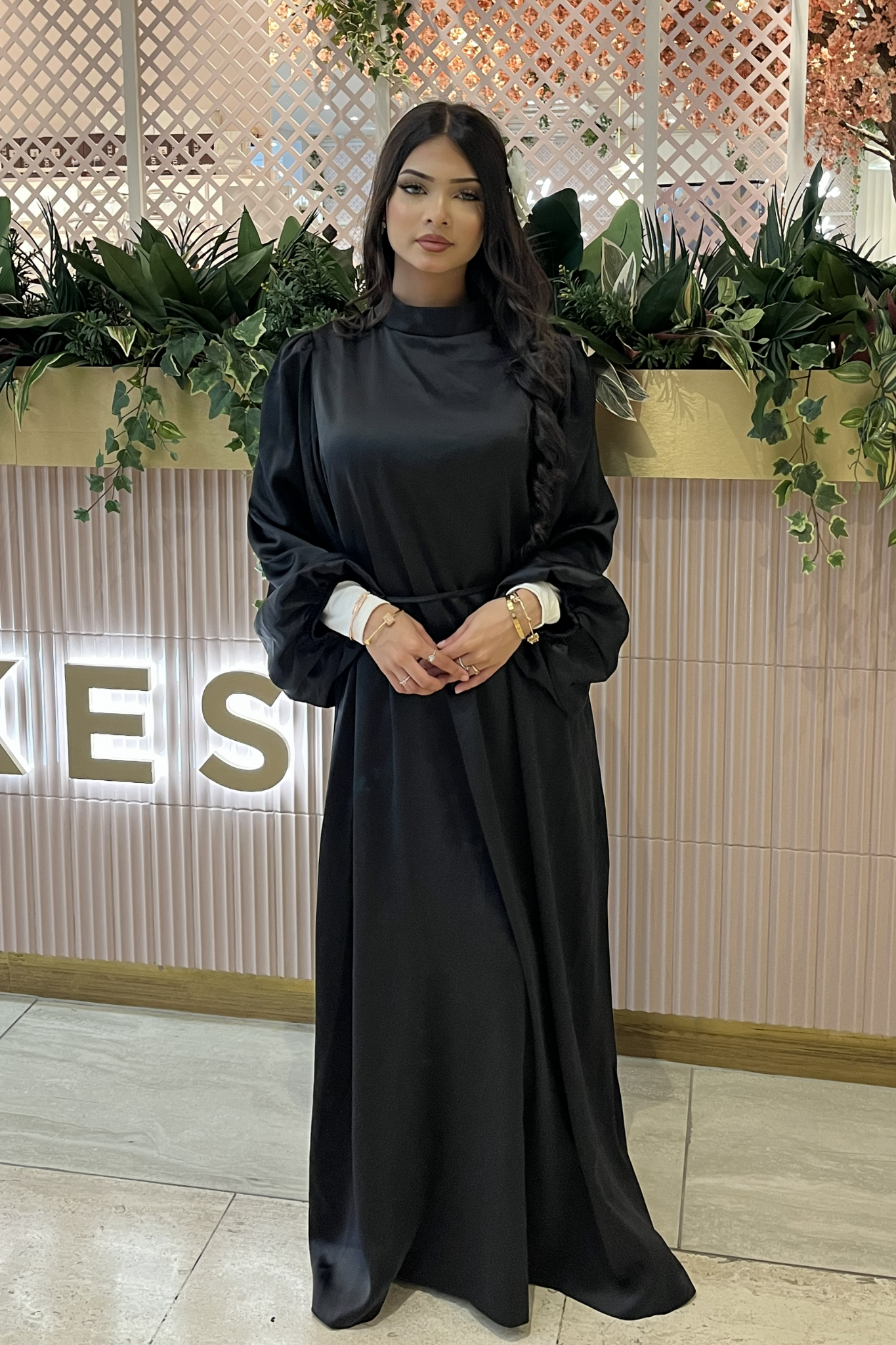 Black Modest Abaya with Zip