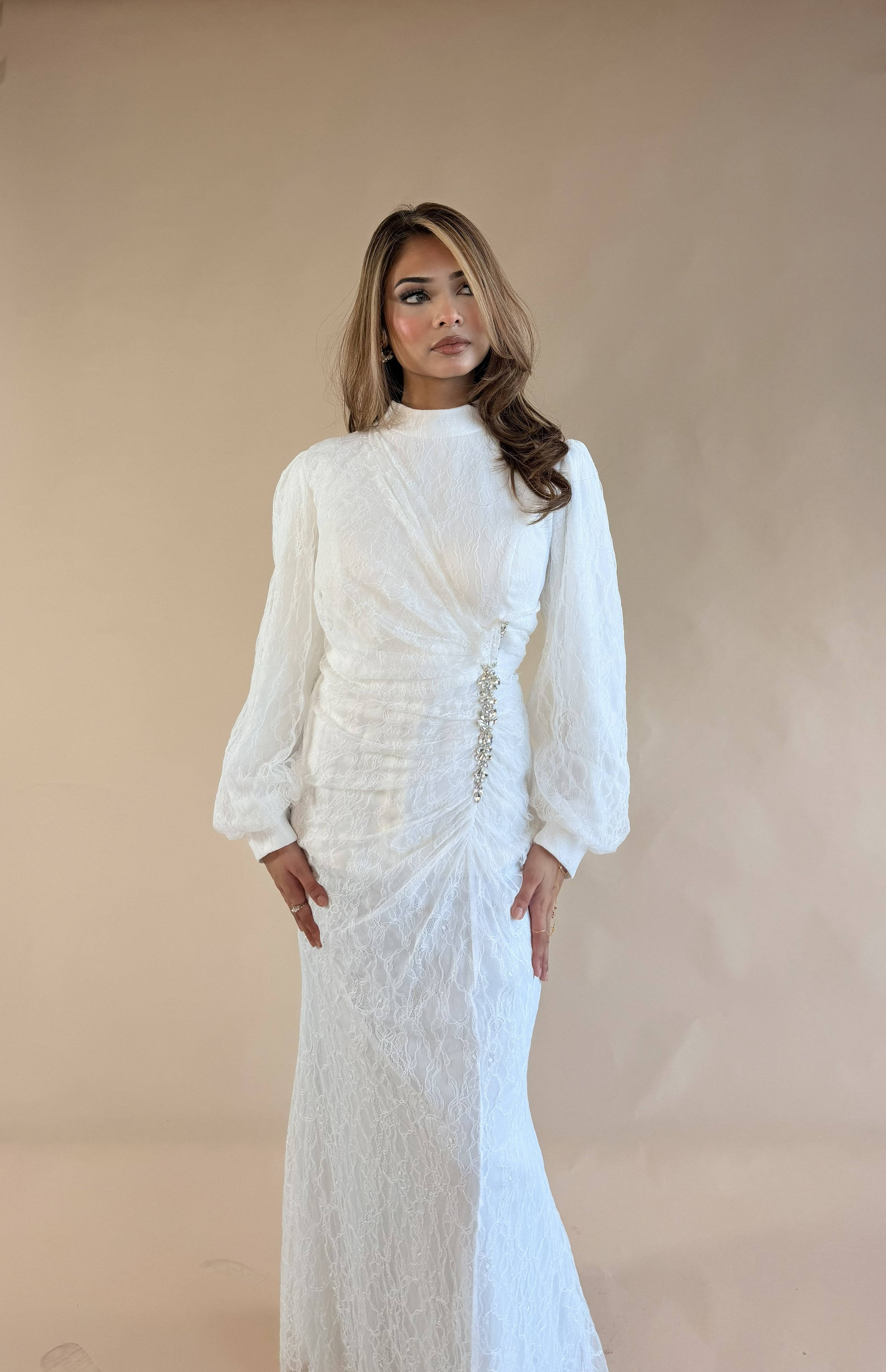 WHITE LACE MAXI DRESS