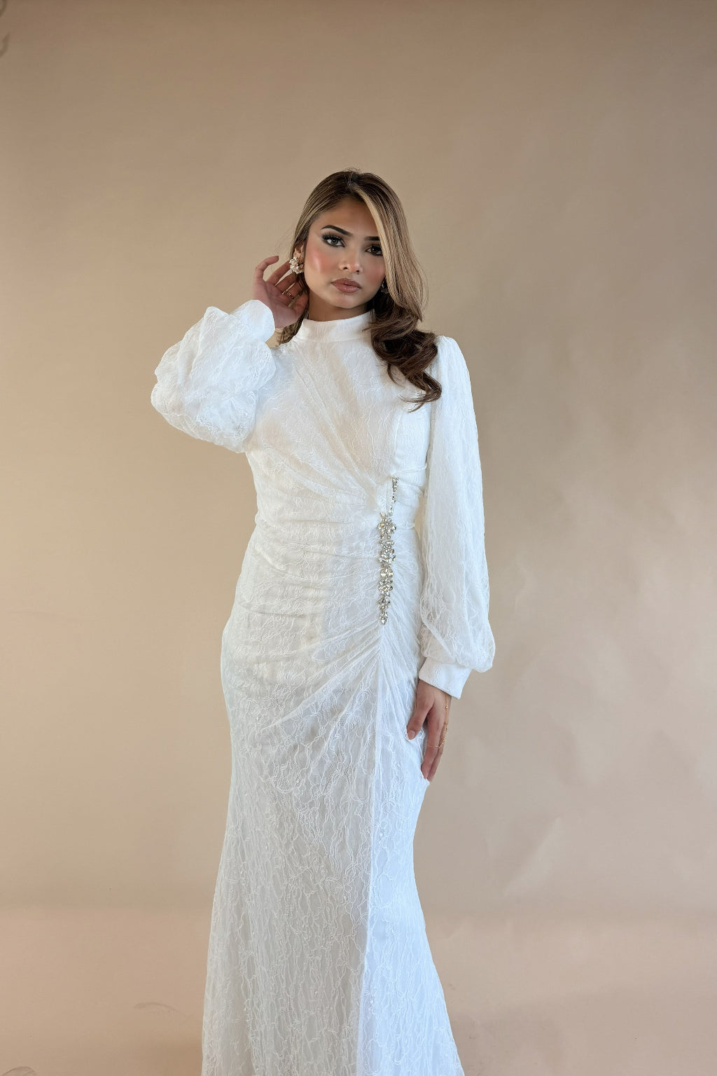 WHITE LACE MAXI DRESS