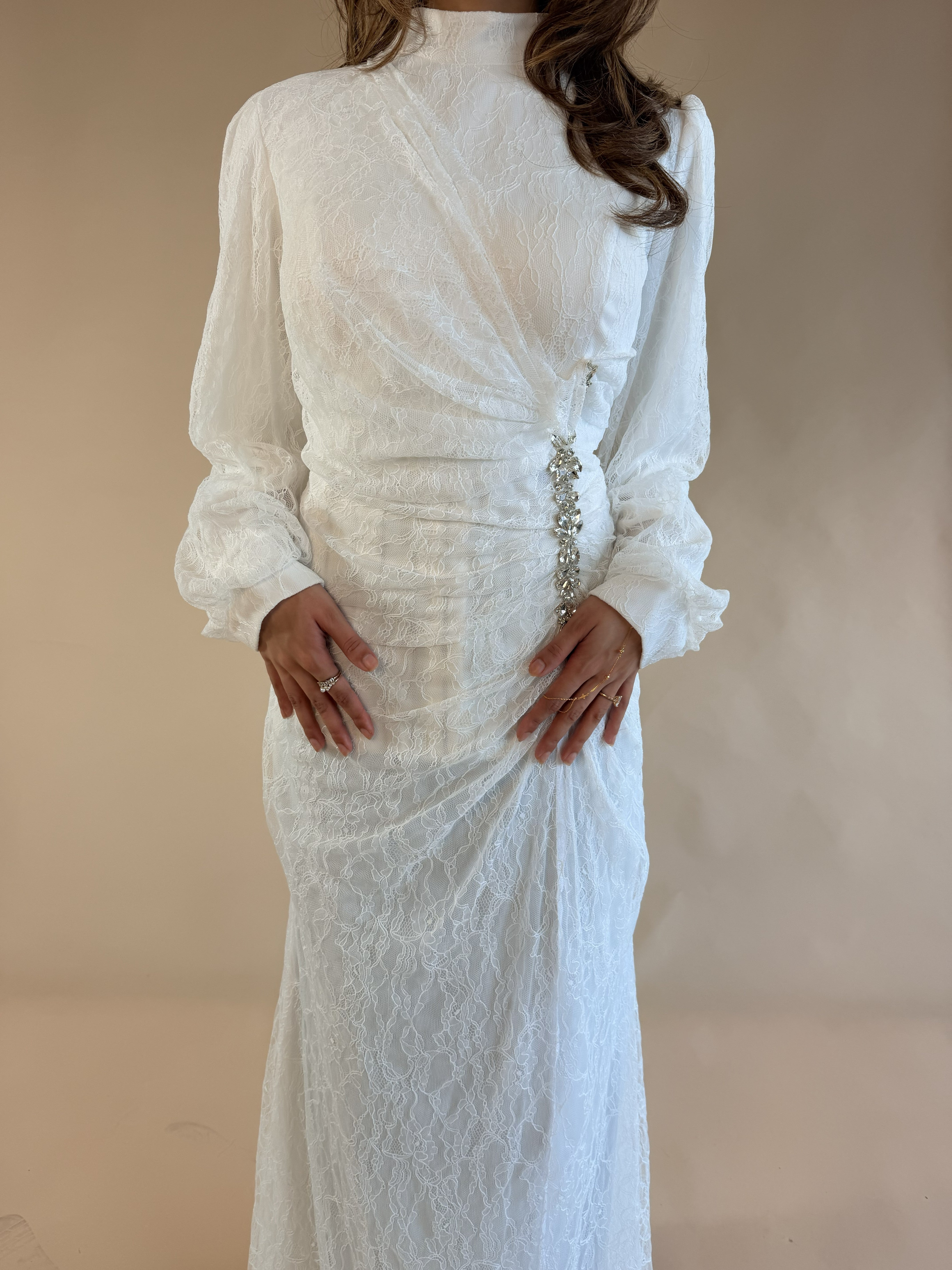 WHITE LACE MAXI DRESS